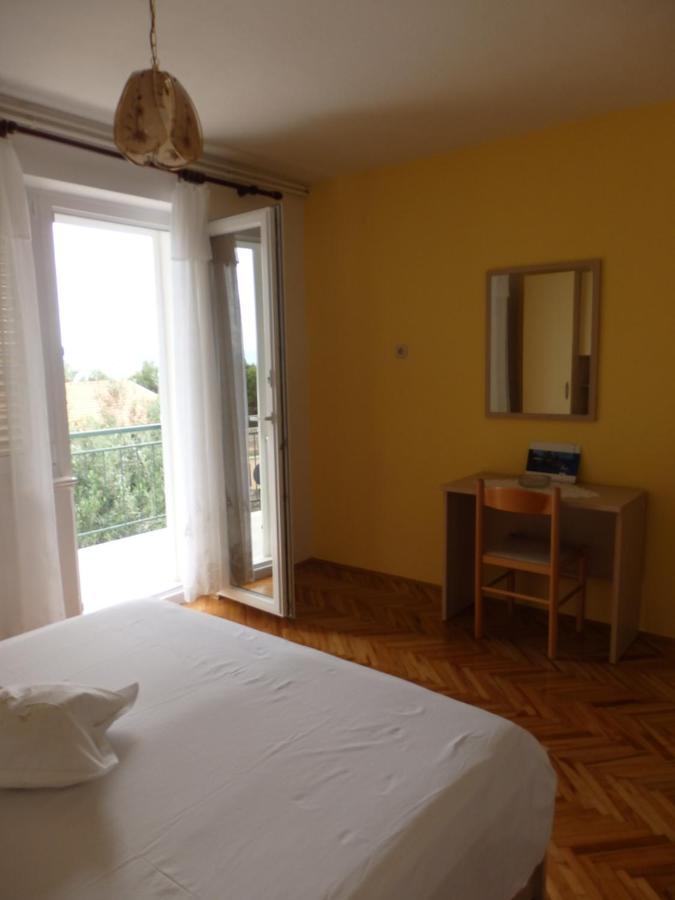 Apartmani Stipan Brela Exterior photo