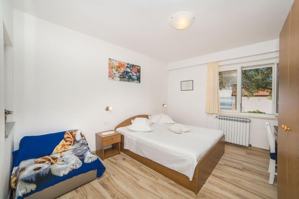 Apartmani Stipan Brela Exterior photo